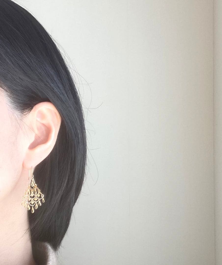 イエローサファイアのシャンデリアピアス