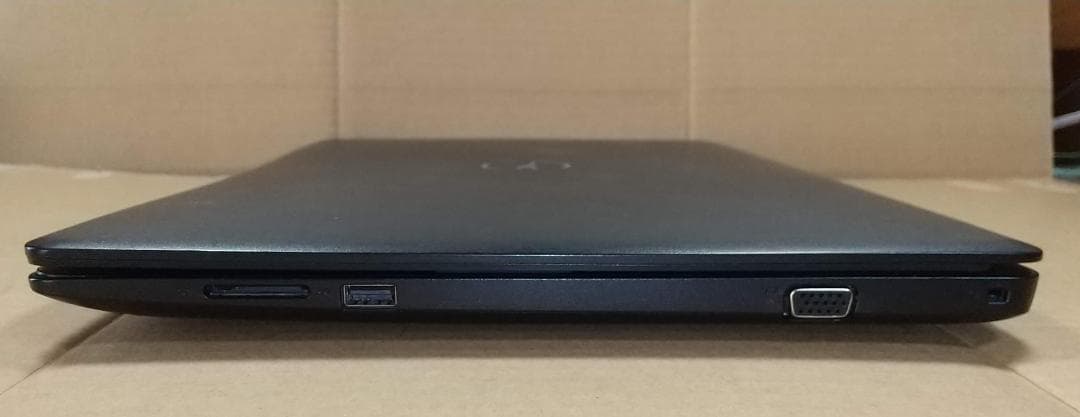 Dell Latitude 3590 8世代 i5 16GB Office付き