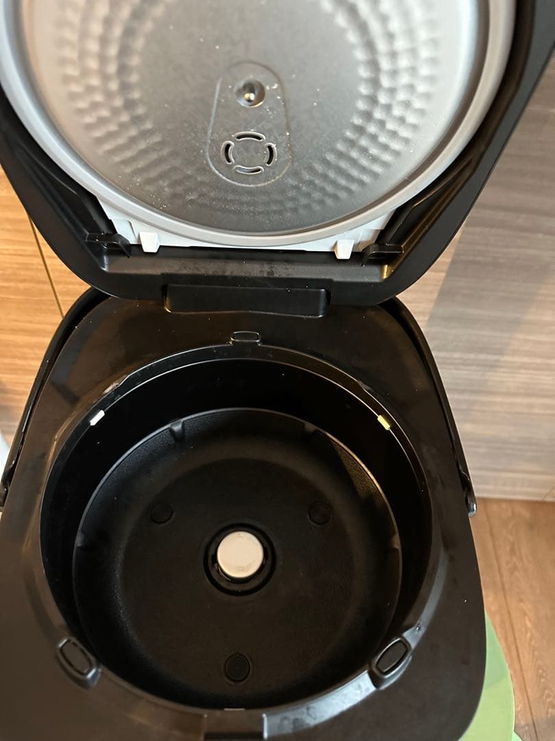 Panasonic IH炊飯器 SR-HE180 2022年製