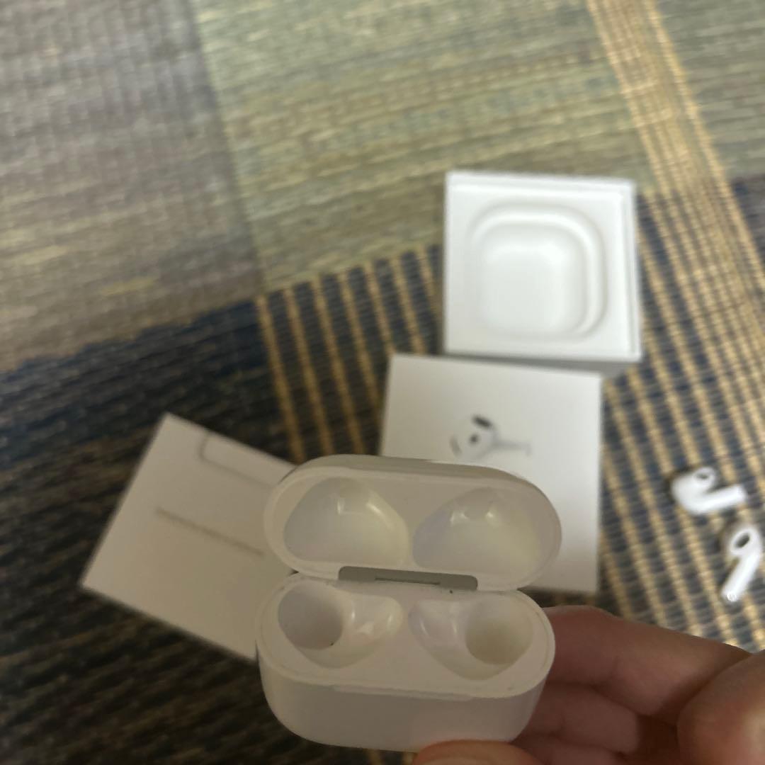 Apple AirPods 本体 ホワイト
