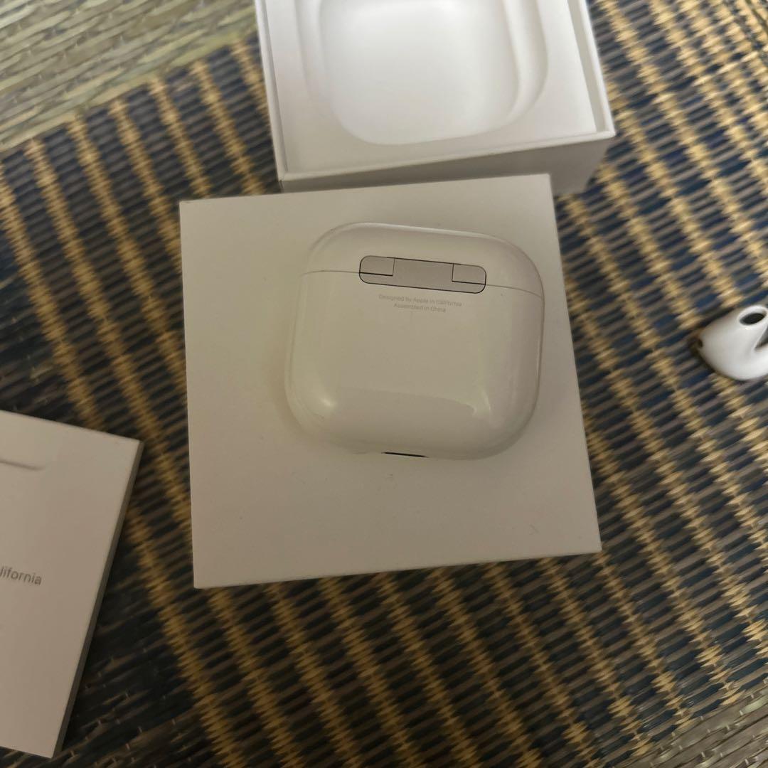 Apple AirPods 本体 ホワイト