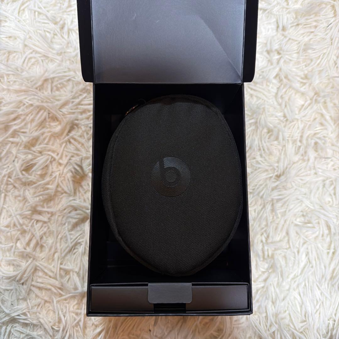 S*様 Beats Solo3 ワイヤレスヘッドホン ブラック