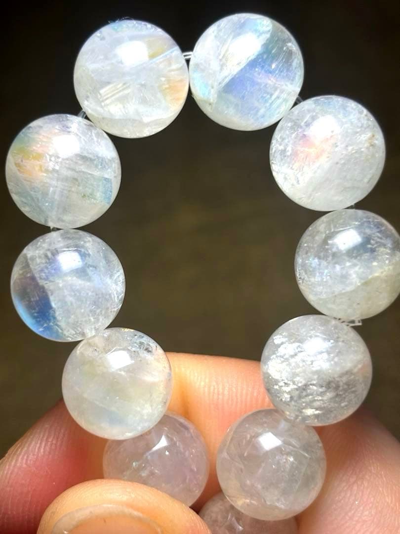 【高品質】レインボームーンストーンブレスレット11.3〜11.7㎜（新品未使用）
