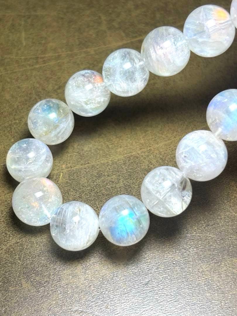 【高品質】レインボームーンストーンブレスレット11.3〜11.7㎜（新品未使用）