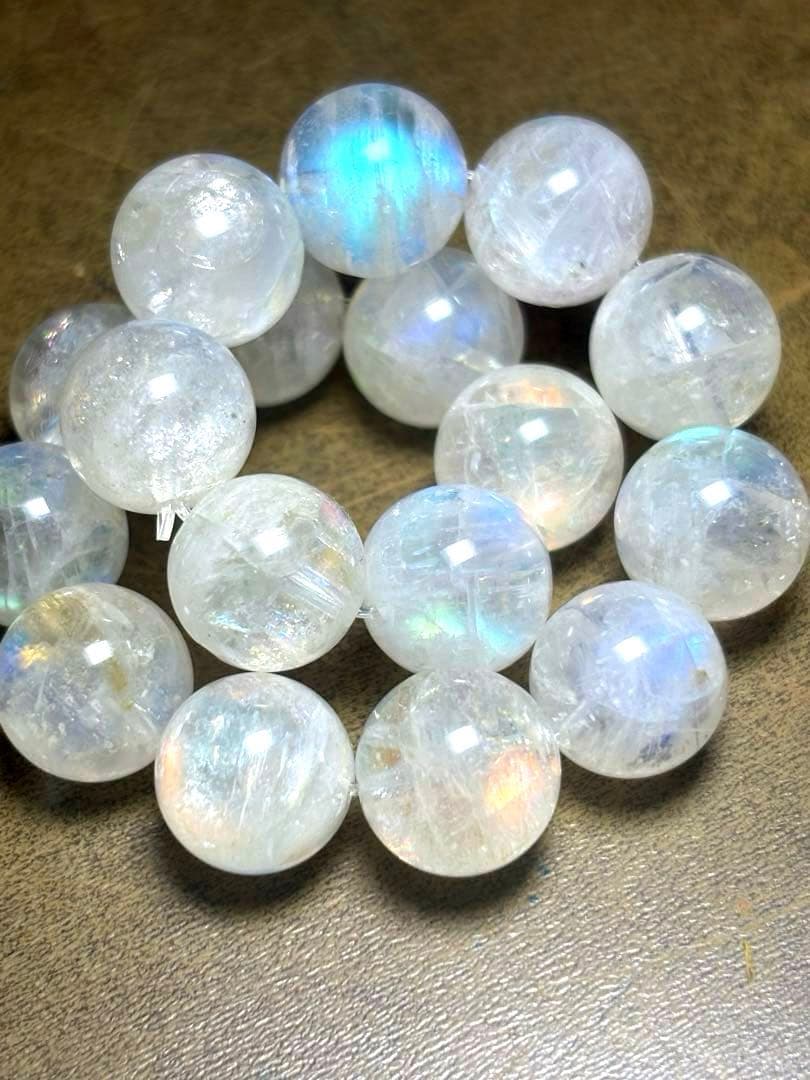【高品質】レインボームーンストーンブレスレット11.3〜11.7㎜（新品未使用）