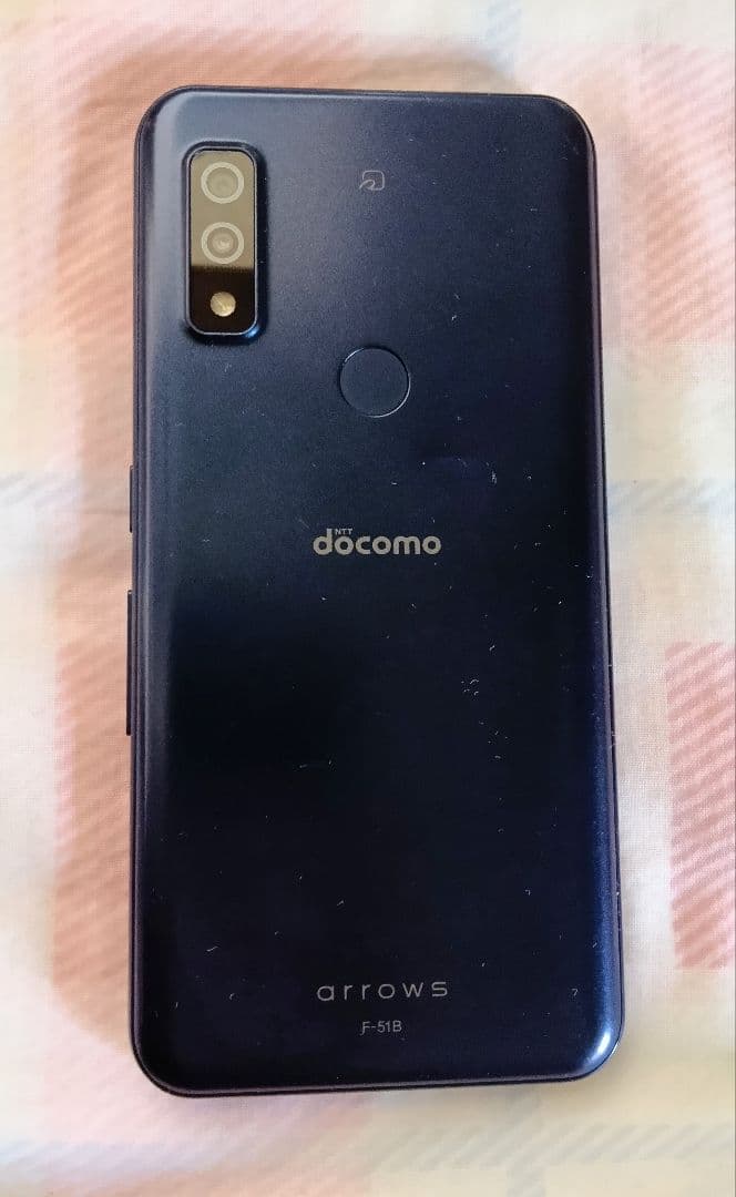 arrows We F-51B docomo 64GB 本体 初心者向け★値下げ