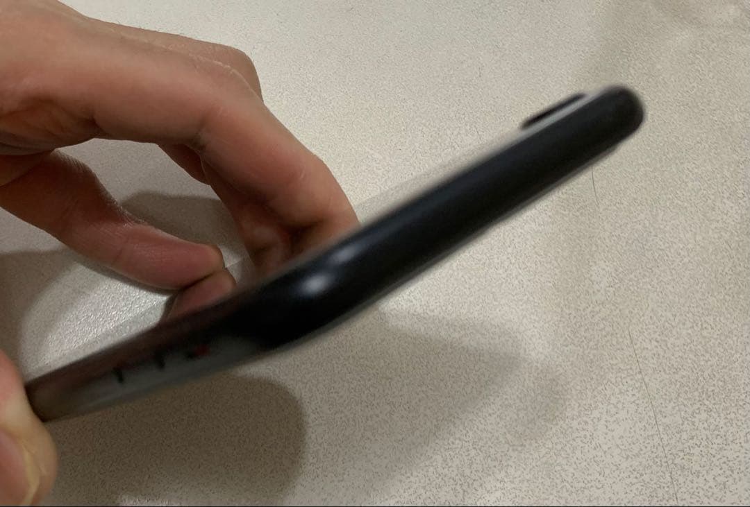 iPhone SE 第2世代 64GB SIMフリー 純正バッテリー99% 美品