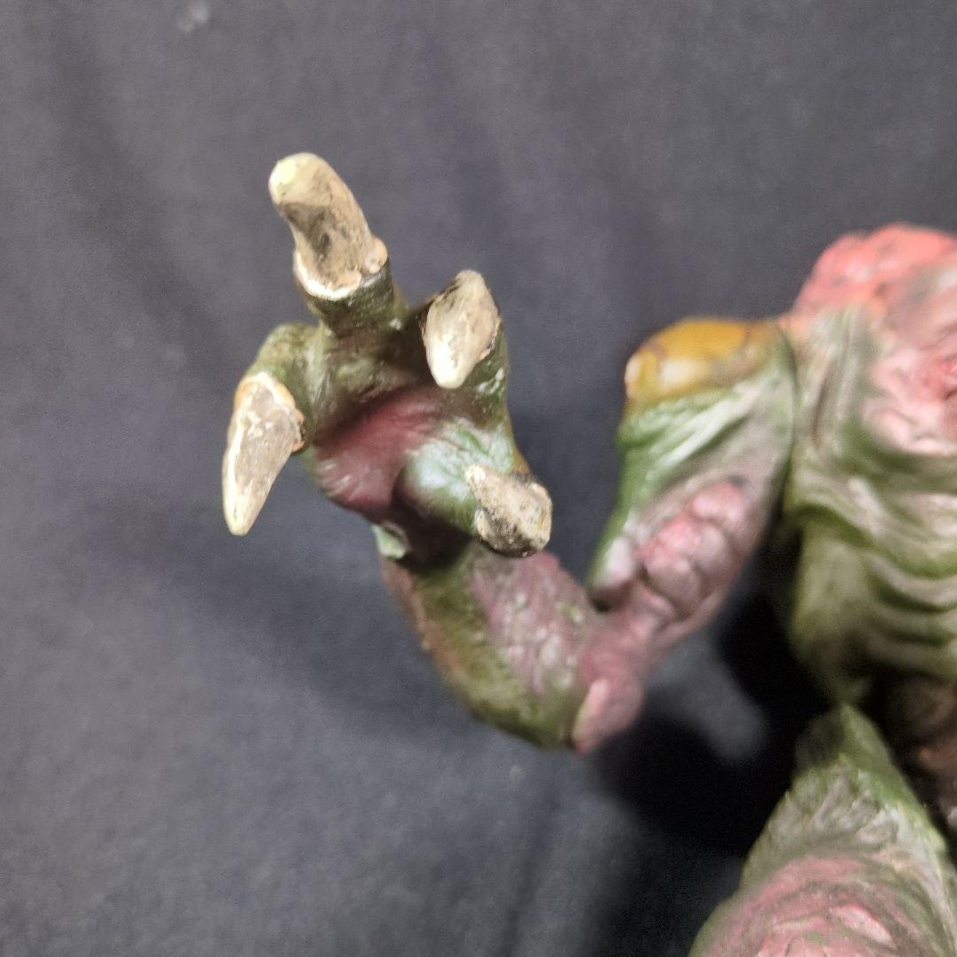 バイオハザード　アクションフィギュア　ハンターβ