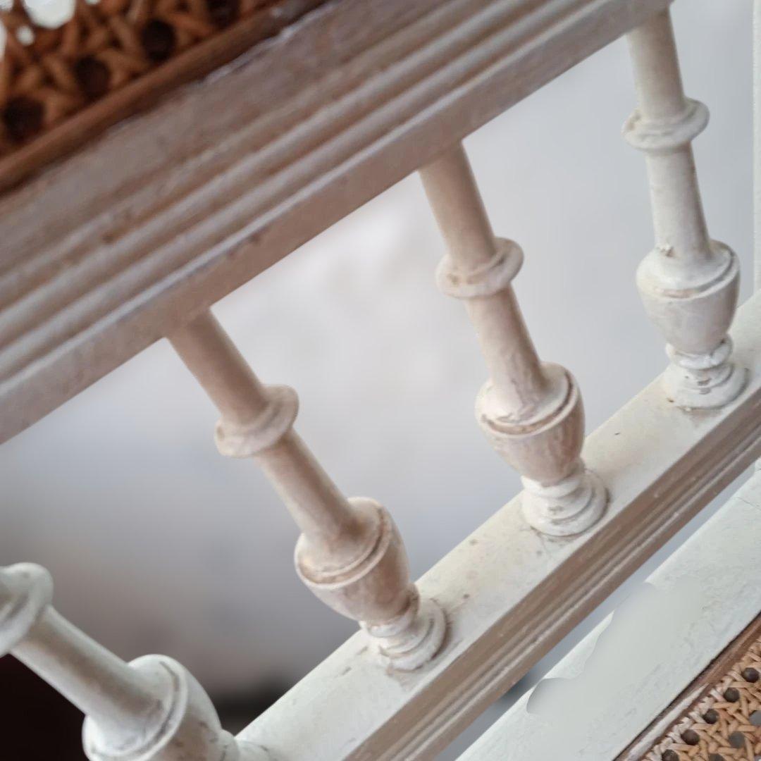 フランスアンティーク シャビーシックな椅子