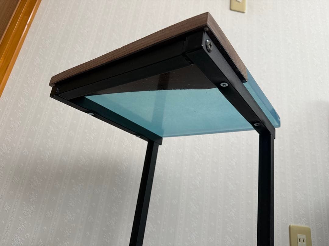 レジンテーブル【29.3×28.5×53.7】