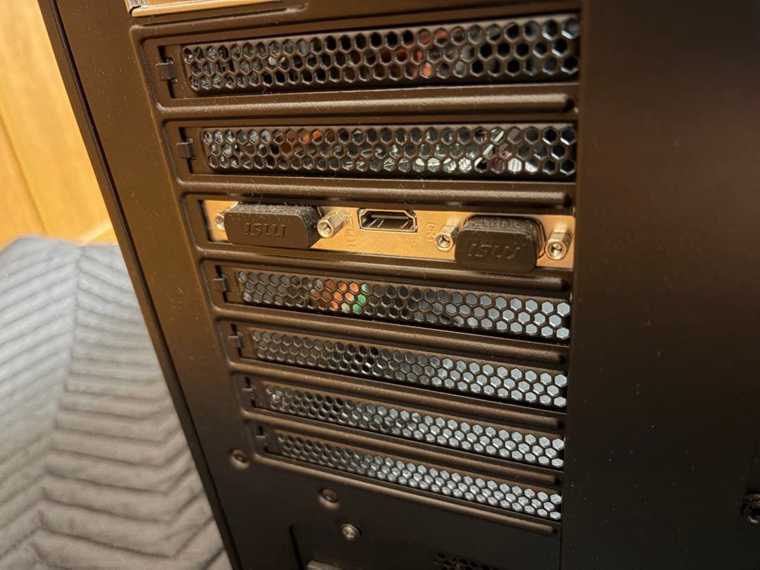 28コア56スレッド / メモリ128GB / Dual Xeon搭載