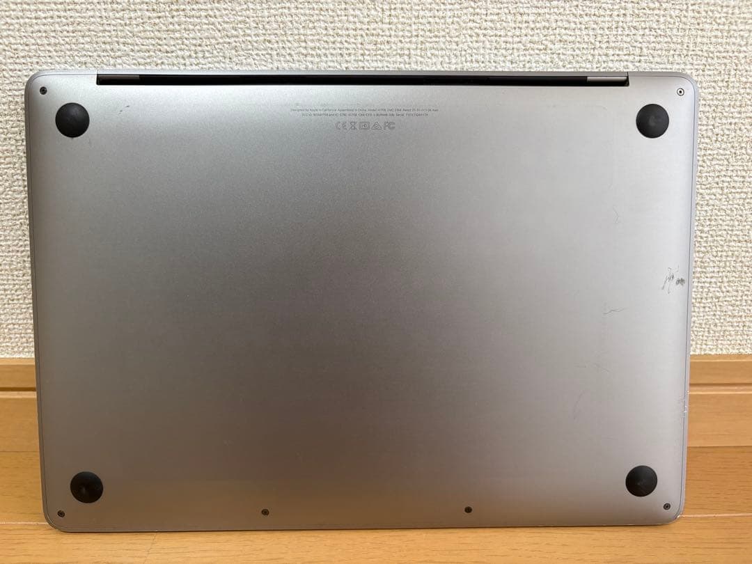 MacBook Pro SSD 256GB, メモリ 16GB (2017)