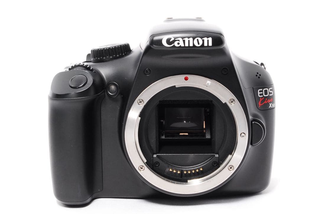 ショット数少なめ◆Canon Kiss X50◆一眼レフカメラ◆すぐ使える◆美品