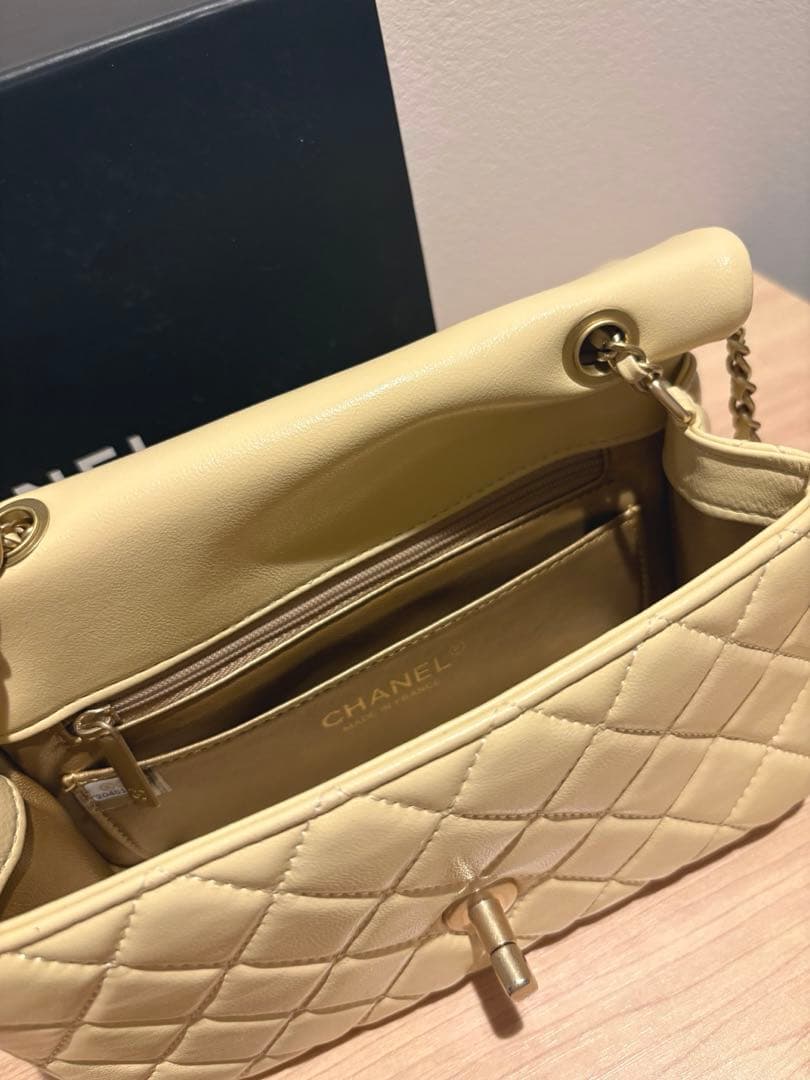 新品未使用 CHANEL ショルダーバッグ イエロー ノベルティ