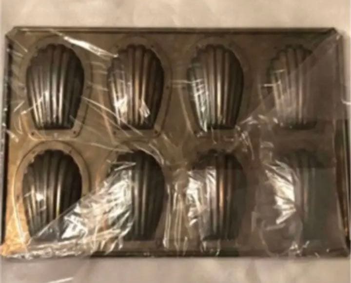 ✨新品✨千代田金属　マドレーヌ型　8個