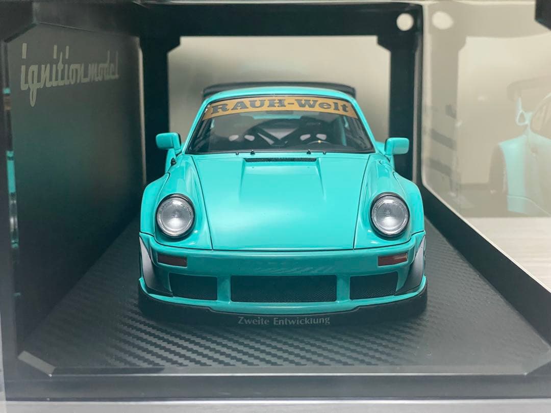 イグニッションモデル 1/18 RWB 930 IG2479