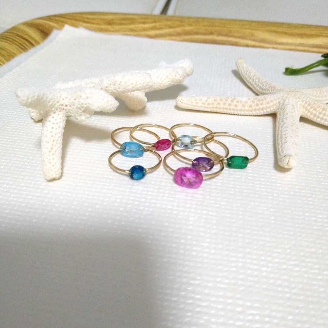 14kgf。天然石、合成石、キャンディーリング。纏め売り７点。新品未使用。