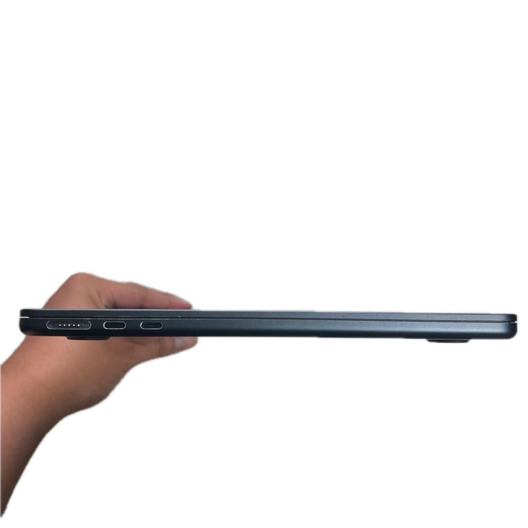 Macbook Air M2 16GBメモリ 512GBSSD 10コアGPU