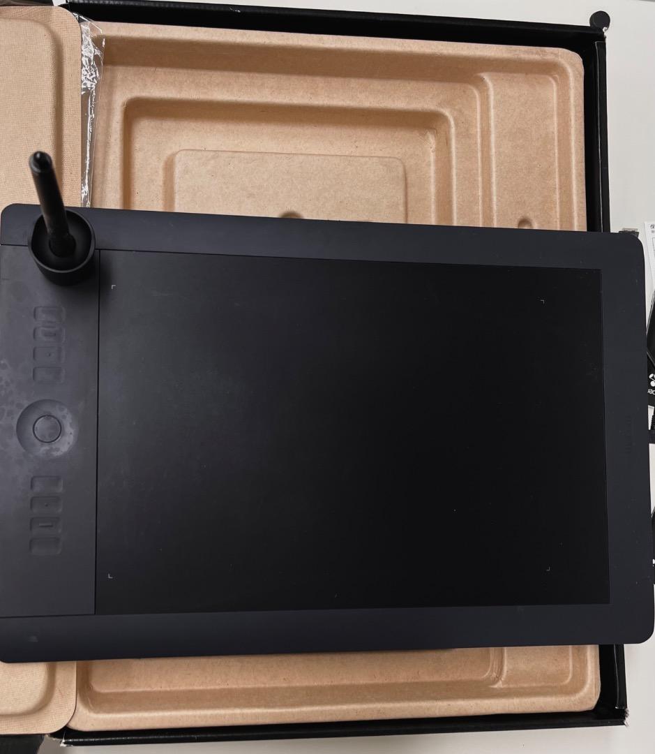 ☆　Wacomワコムintuos5touchLARGE PTH-850/K0