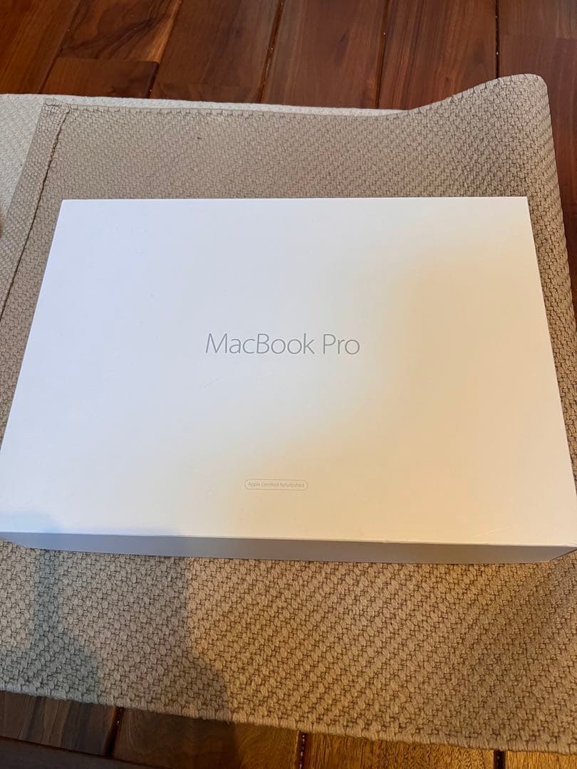 MacBook Pro 日本語配列キーボード　256GB