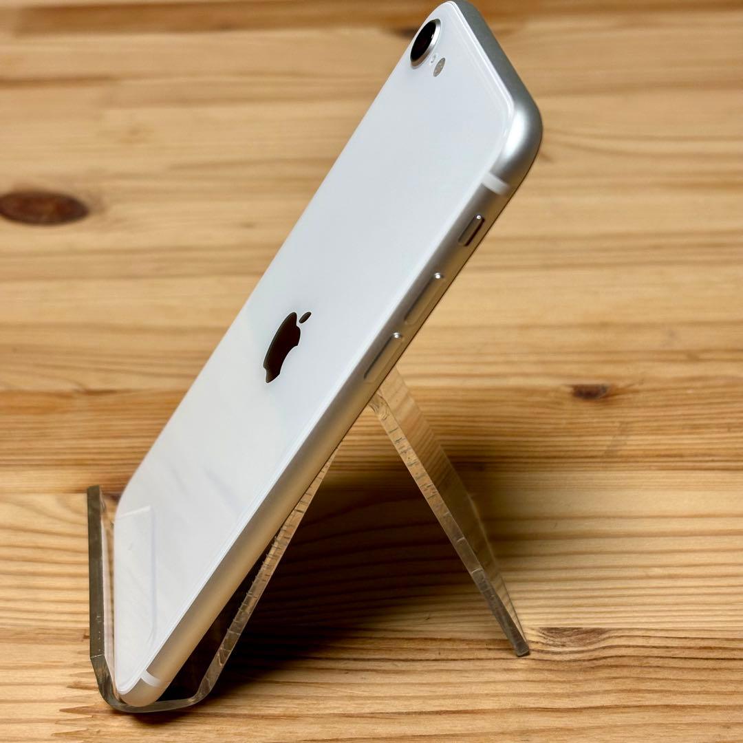 美品 iPhone SE 第2世代 64GB ホワイト SIMフリー 動作良好