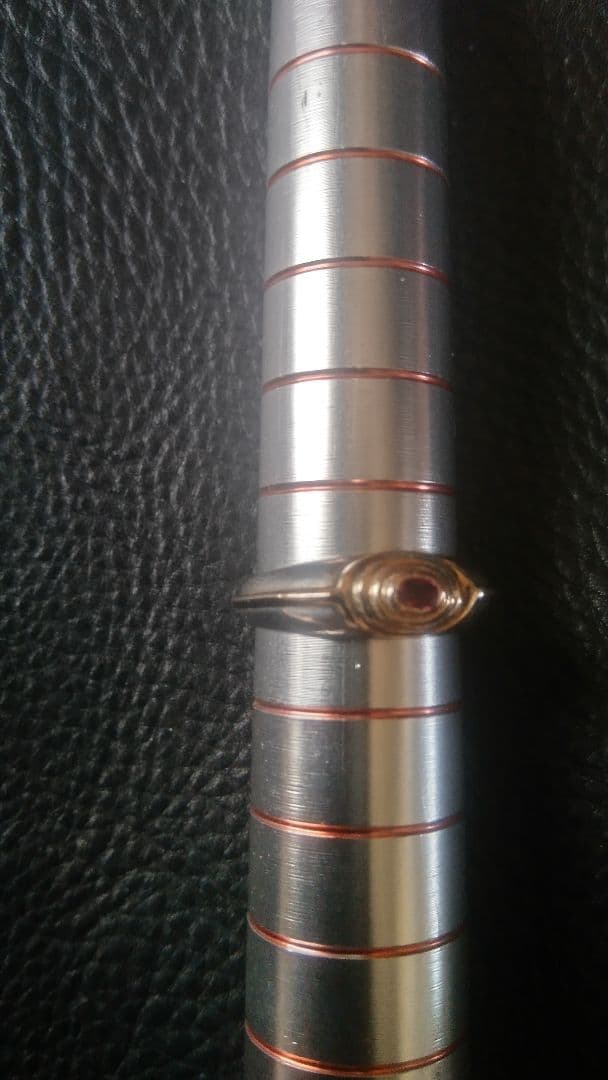 ミス タカオk9シルバーガーネットコンビリング