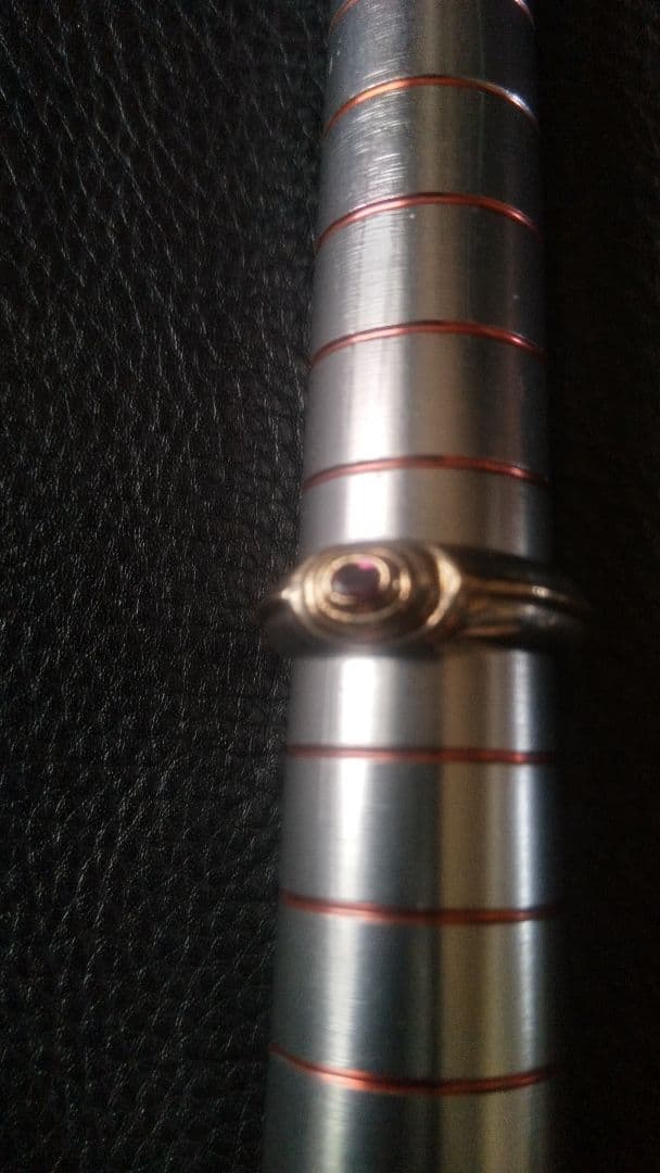 ミス タカオk9シルバーガーネットコンビリング