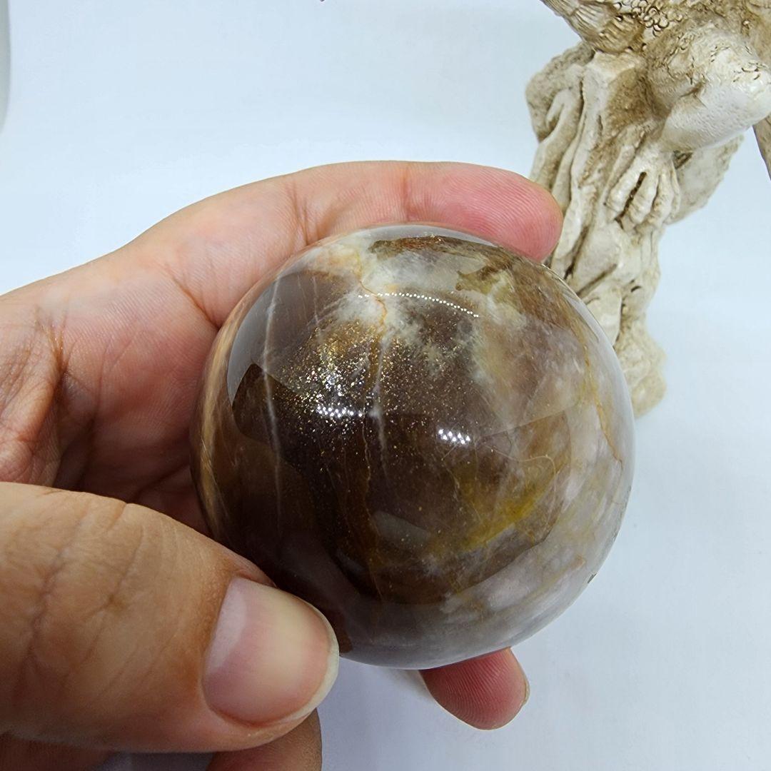 サンムーンストーンとドラゴンの台座