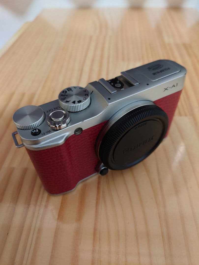 ★美品レベル★ FUJIFILM フジフィルム X-A1 ミラーレス一眼カメラ