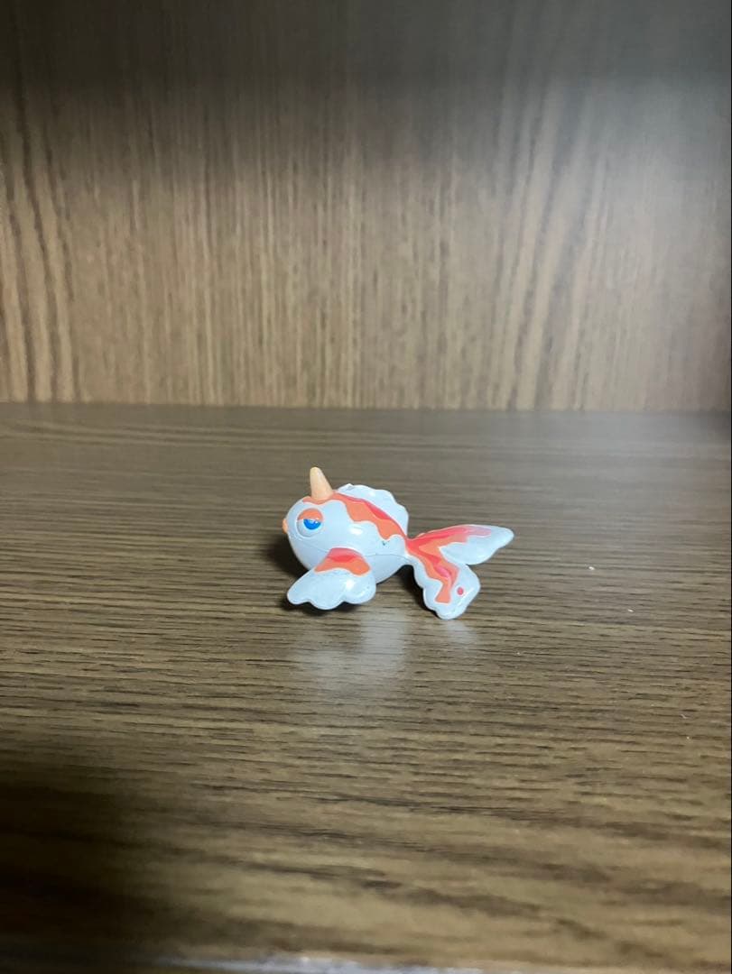 希少　顔違い　TOMY製 ポケモン　モンスターコレクション 初期　トサキント