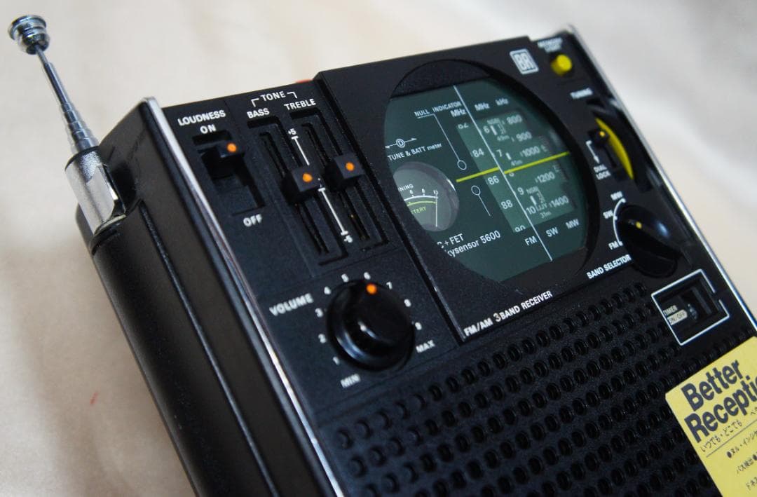 綺麗☆受信できます☆SONYソニースカイセンサー☆ICF-5600☆BCLラジオ