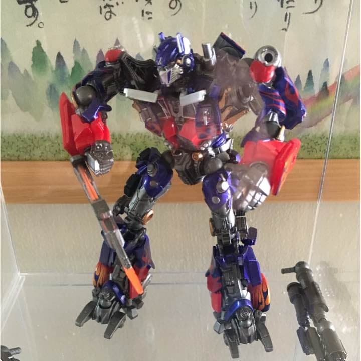 トランスフォーマー optimus