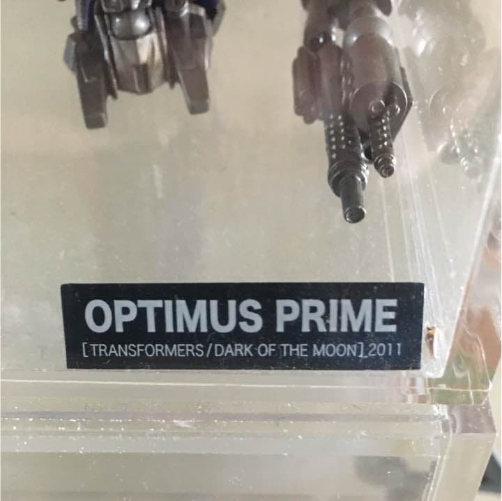 トランスフォーマー optimus