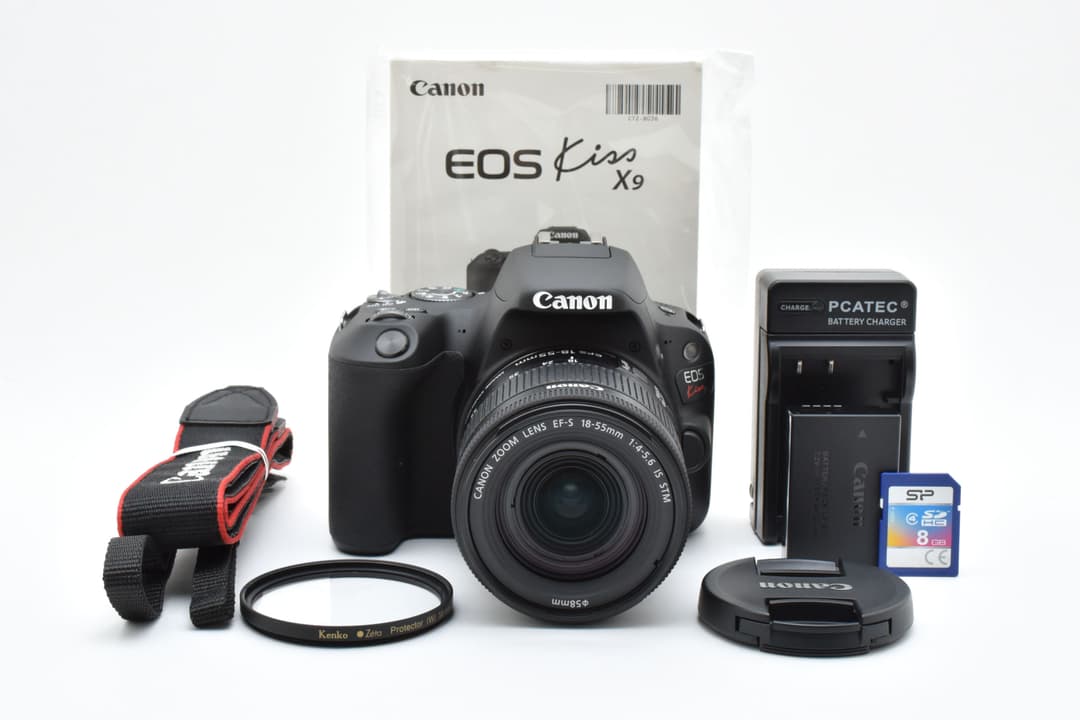 ほぼ未使用 Canon EOS Kiss X9 Wi-Fi STM #8996