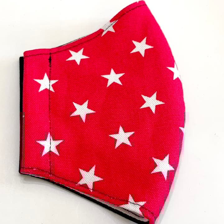 No.112 オーダーマスク　星　スター　紅色　黒色　ツートンカラー　おまとめ割