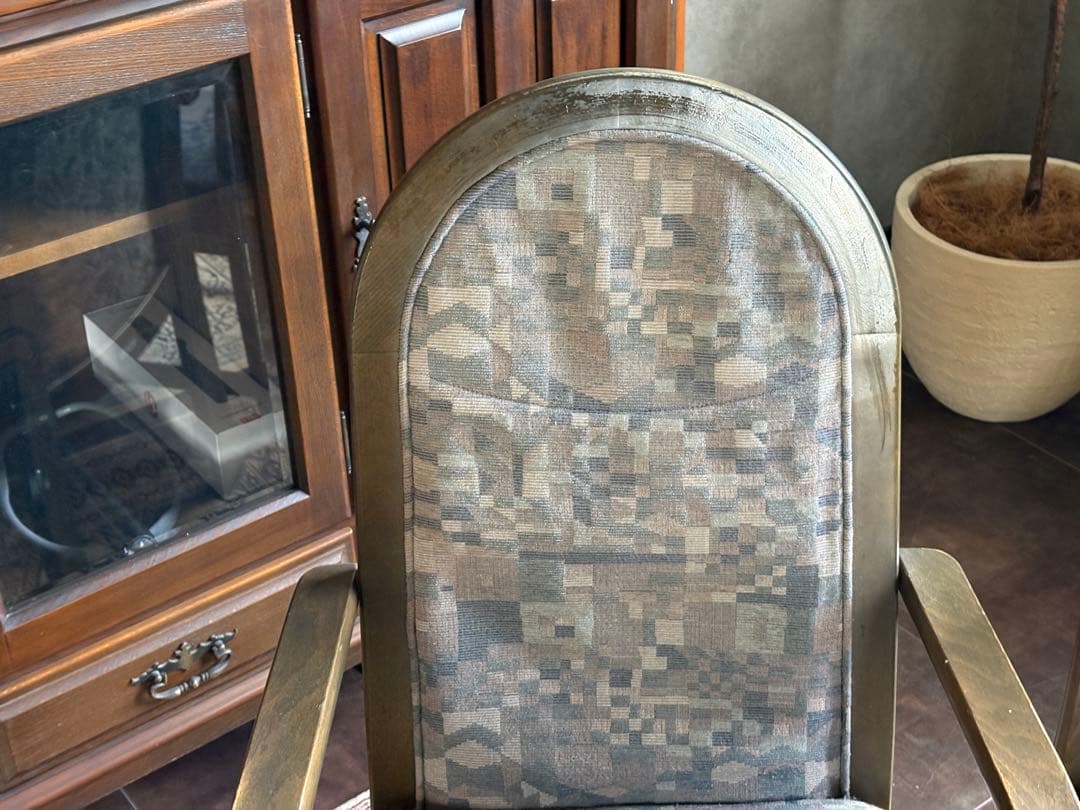 Chitano　チターノ　アームチェア　椅子　ウッドチェア　レトロ　nZ