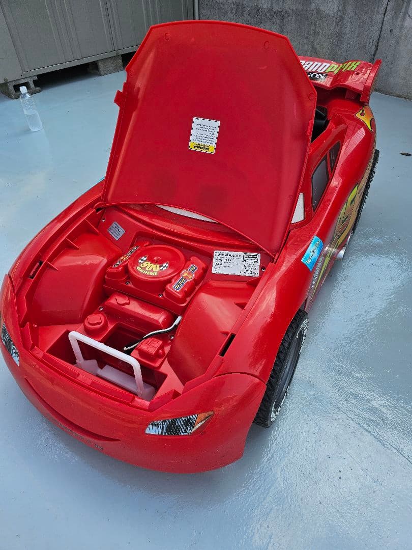 ライトニング・マックイーン 電動カー