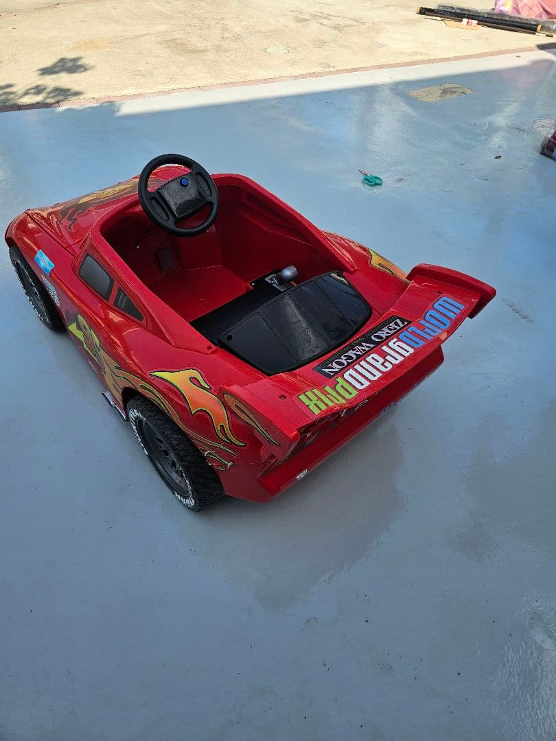 ライトニング・マックイーン 電動カー