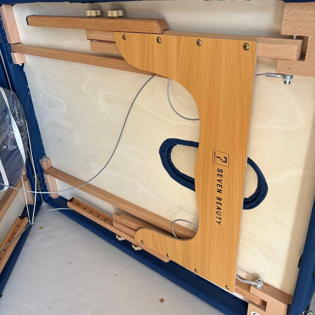 送料込み/折りたたみマッサージベッドV-004木製/長さ185cm×幅70cm