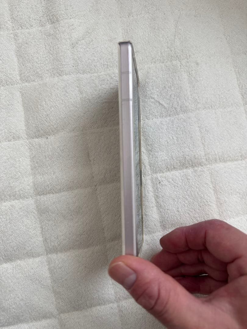 スマートフォン本体 AQUOS Sense7