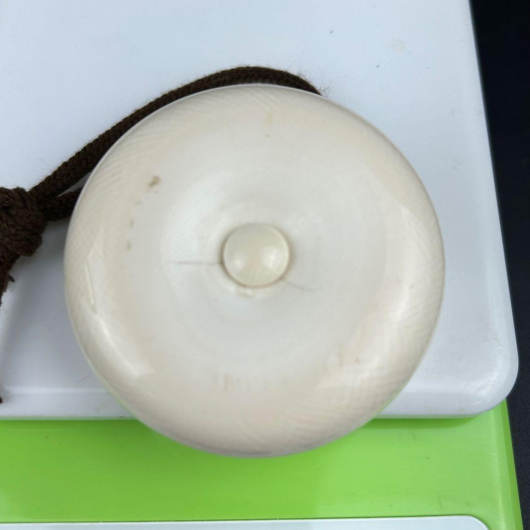 美術品　根付け　饅頭　白材　111g