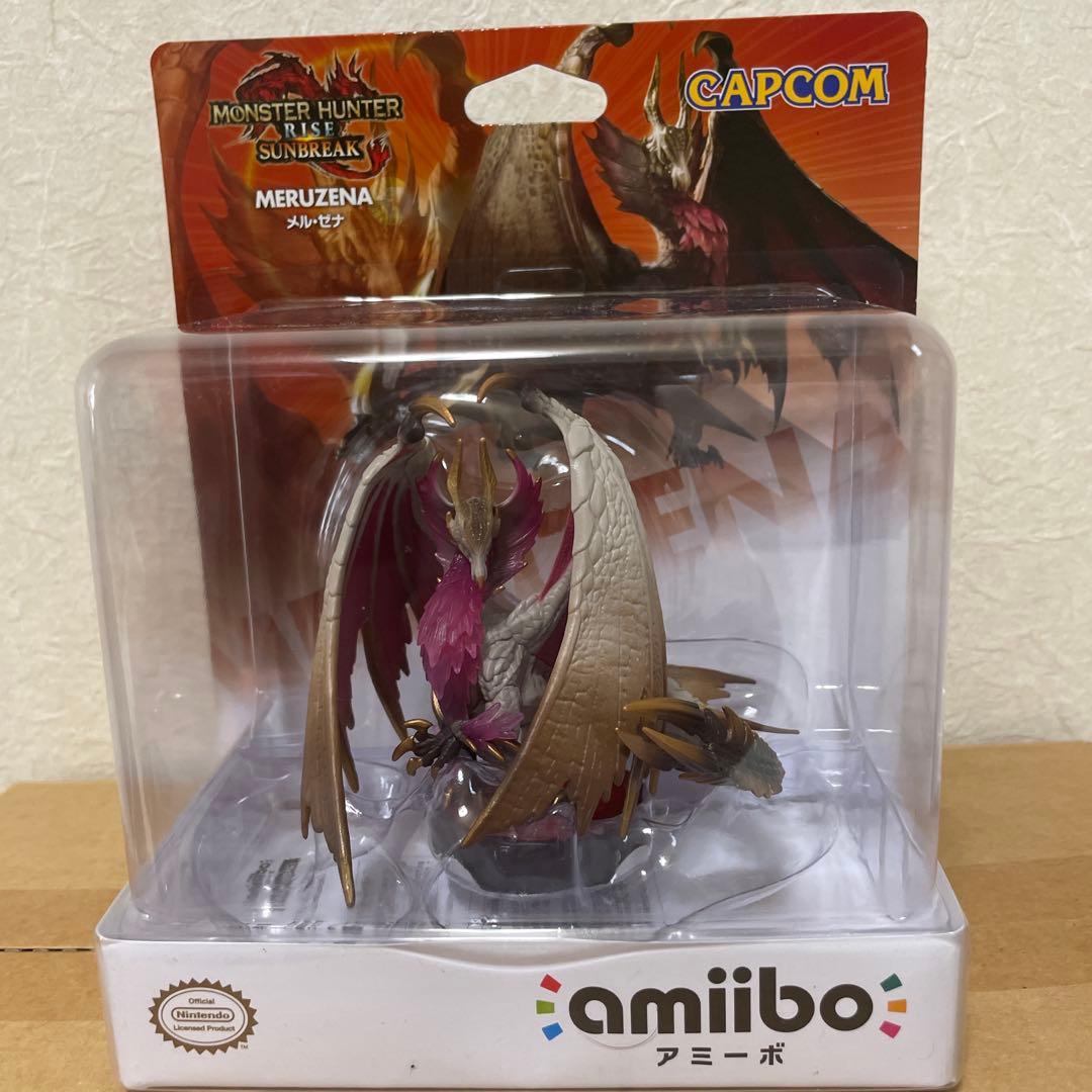 未開封・amiibo メル・ゼナ オトモアイルー オトモガルク+ ステージ