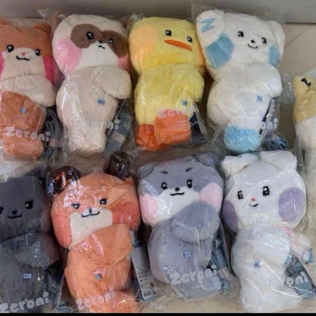 zeroni テュニニ フラットぬいぐるみ シュニニ ゼロニ デカい　バッグ