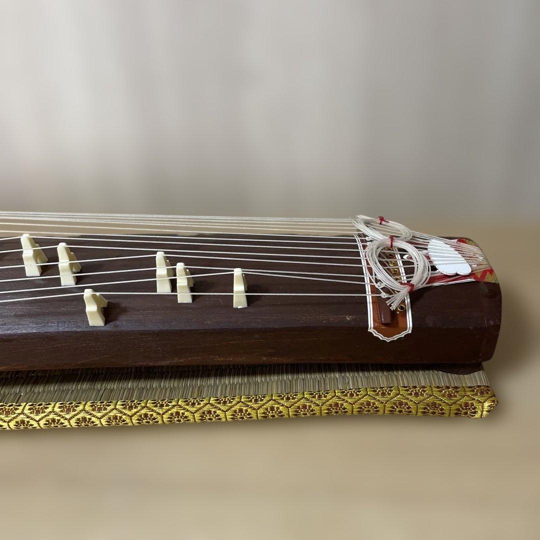 和風ミニ琴 13弦 卓上サイズ 誰でも弾ける入門琴 和楽器インテリアZs294