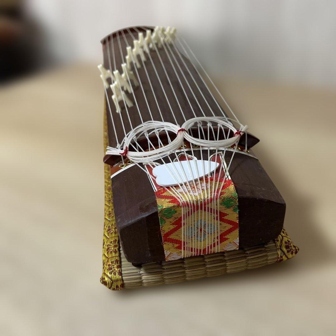 和風ミニ琴 13弦 卓上サイズ 誰でも弾ける入門琴 和楽器インテリアZs294