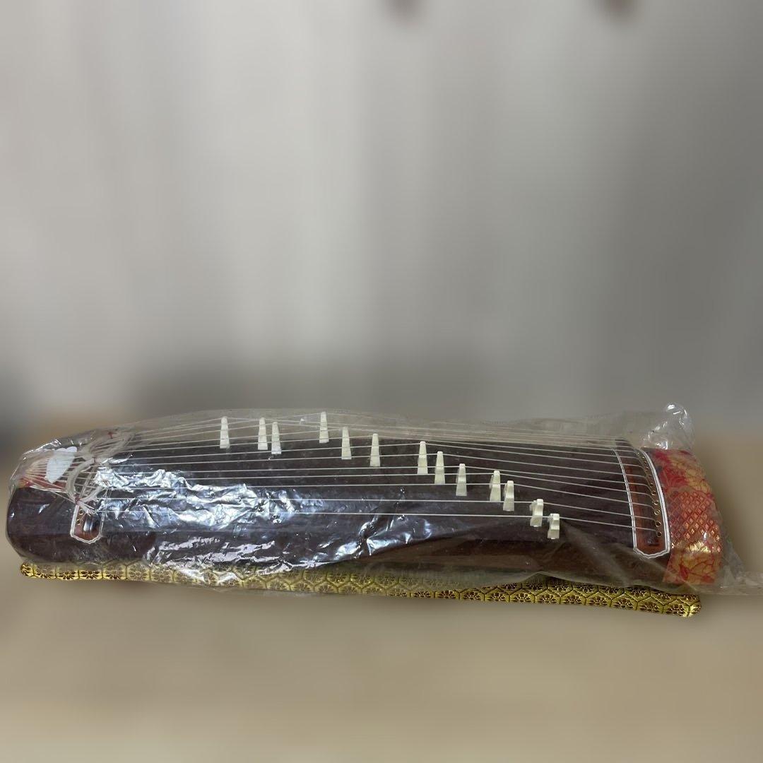 和風ミニ琴 13弦 卓上サイズ 誰でも弾ける入門琴 和楽器インテリアZs294