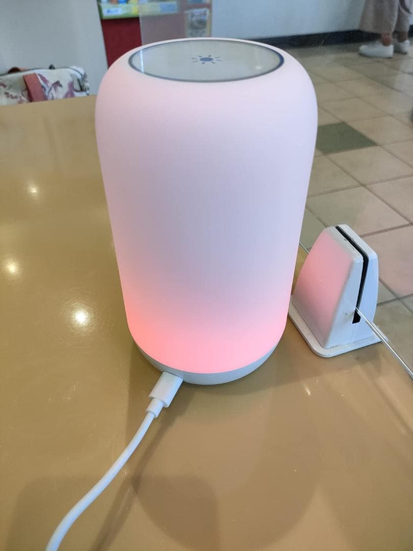 長時間使用可能 7色変化コードレスランプ