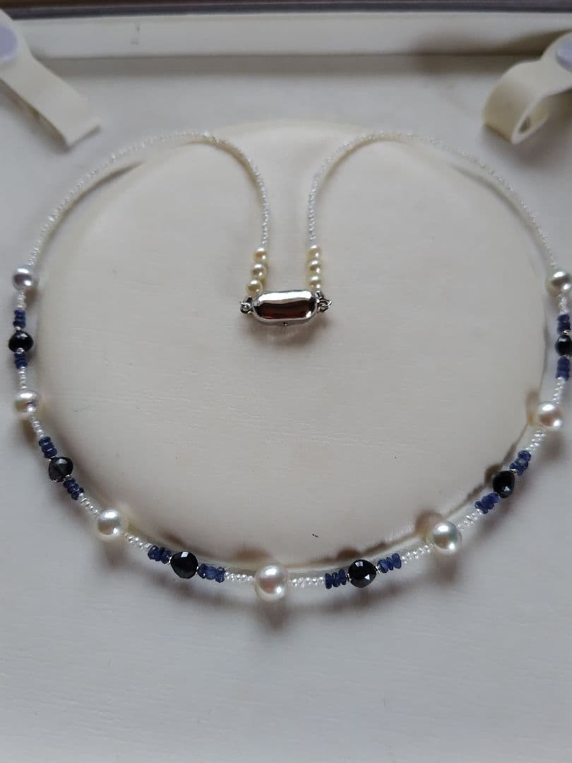 アコヤ真珠、あこや砂ケシパール、 サファイア の、オメガ風 ネックレス