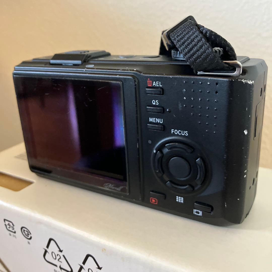 Foveonセンサー最高画質 即戦力付属品完備SIGMA DP1 Merrill