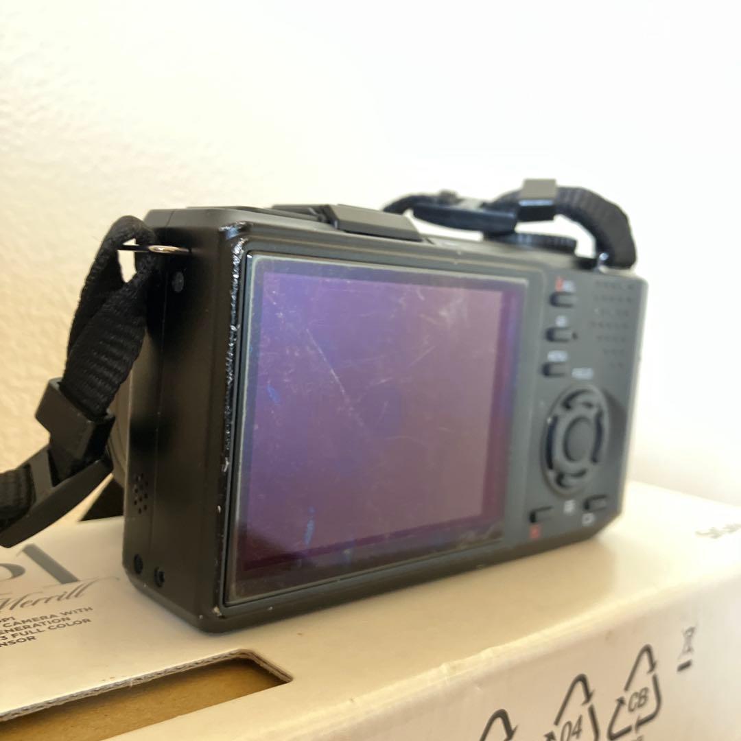 Foveonセンサー最高画質 即戦力付属品完備SIGMA DP1 Merrill